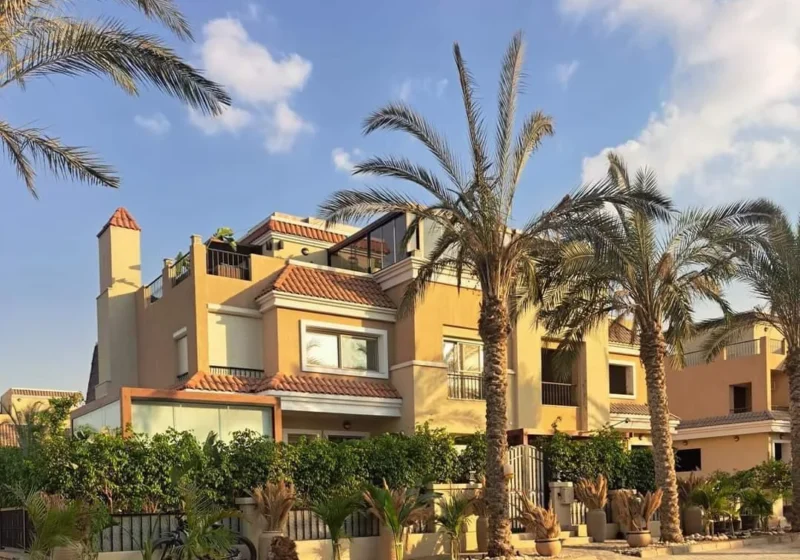 Detached villa with mature landscaping at Sarai
