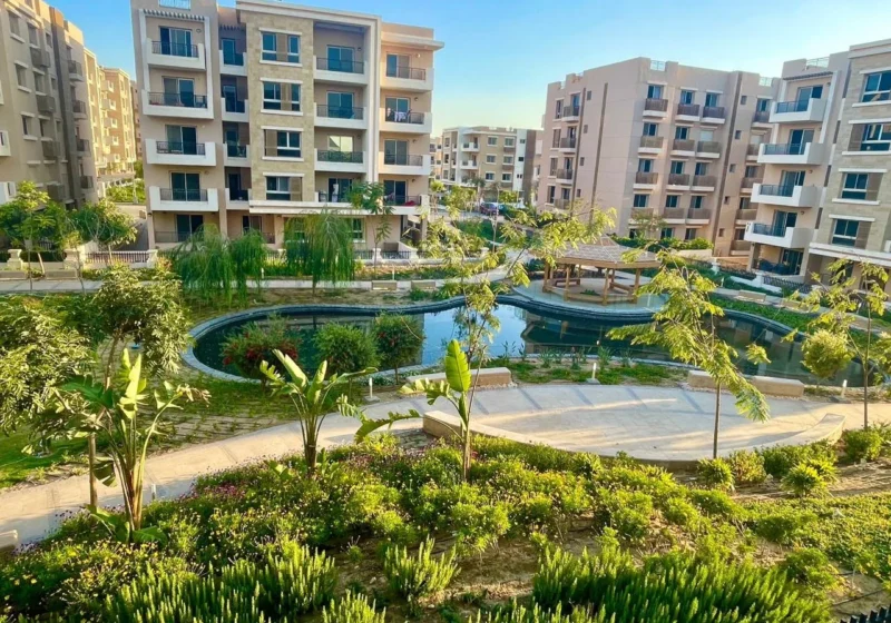 Landscaped lagoon residences at Taj City